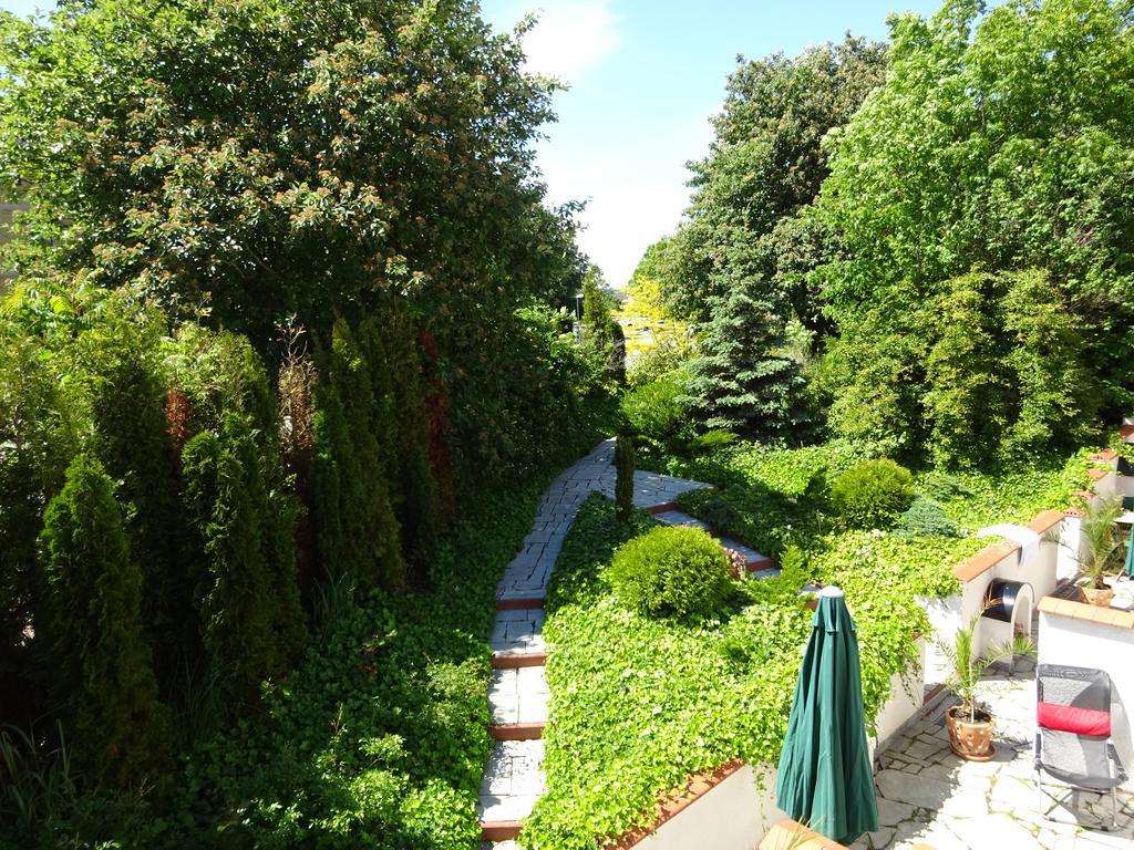 Solrosen I Simrishamn - Oesterlen מראה חיצוני תמונה
